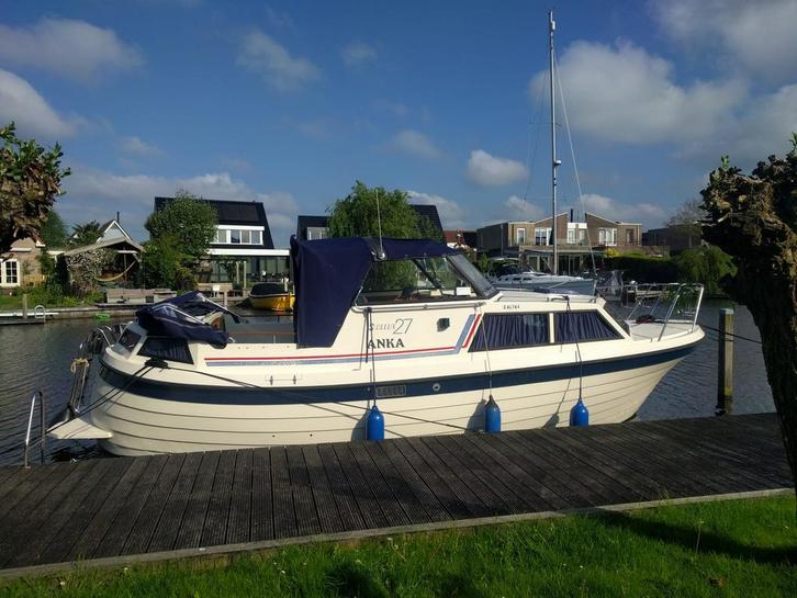 IN PRIJS VERLAAGD: Sollux 27 AC, Watersport en Boten, Motorboten en Motorjachten, Gebruikt, Polyester, 6 tot 9 meter, Diesel, Binnenboordmotor
