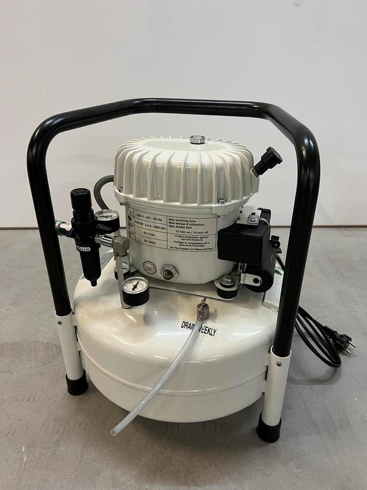 (Mobiele) Fluisterstille Compressor - Tech Air - TA OL32/24, Doe-het-zelf en Verbouw, Compressors, Zo goed als nieuw, 6 tot 10 bar