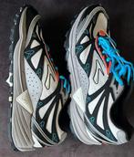 New Brooks Lifestyle Heren Schoenen (size 9), Ophalen of Verzenden, Zo goed als nieuw, Grijs, Sneakers of Gympen