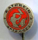 KATHREIN antennes email op zilverkleurig speldje ( V_206 ), Verzenden, Zo goed als nieuw, Merk, Speldje of Pin