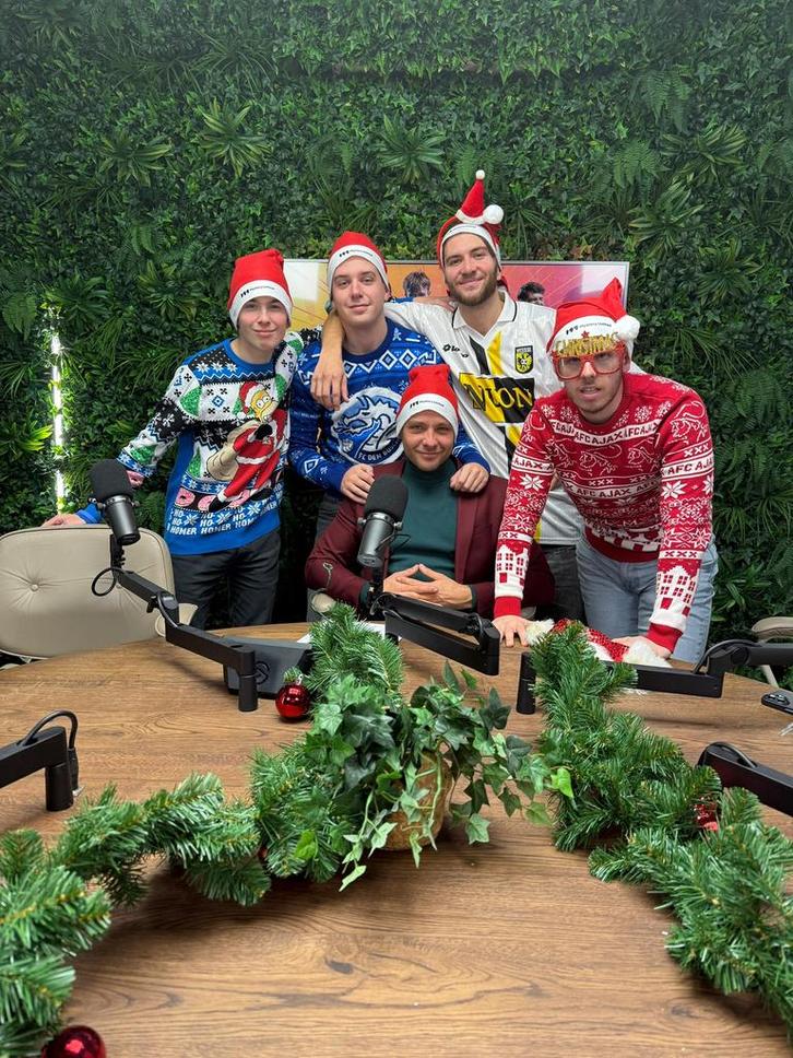 VERSUZ plek aan tafel - Serious Request, Kleding | Heren, Carnavalskleding en Feestkleding, Zo goed als nieuw, Ophalen of Verzenden