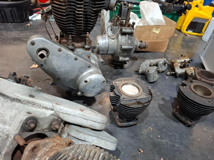 Triumph T70 Tiger 2H blokken frame onderdelen, Motoren, Onderdelen | Oldtimers, Gebruikt, Ophalen