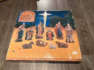 Mooie grote Kerststal met kerstgroep