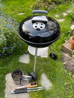 Weber 47cm bbq only used twice, with accessories, Zo goed als nieuw, Ophalen