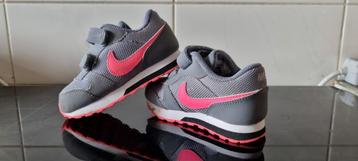 Nike Maat 22 beschikbaar voor biedingen