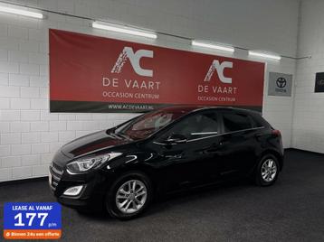 Hyundai i30 1.6 GDi GO! - NAVI/CLIMA/CAMERA/CRUISE/NAP beschikbaar voor biedingen