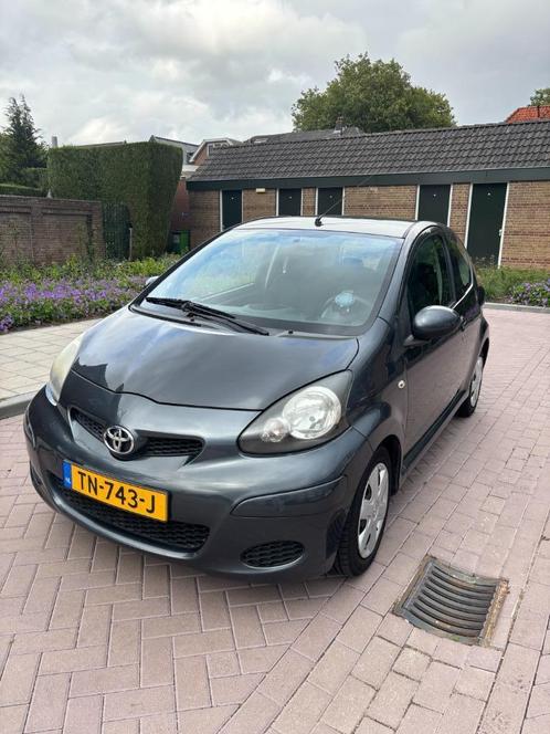 Toyota Aygo 1.0 12V Vvt-i 3DRS MMT 2009 Grijs, Auto's, Toyota, Particulier, Aygo, Benzine, Euro 4, A, Hatchback, Automaat, Geïmporteerd