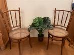 Twee originele gave Thonet webbing houten stoelen, Antiek en Kunst, Antiek | Meubels | Stoelen en Banken, Ophalen of Verzenden