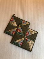 Pannenlappen pinwheel - 23 x 23 CM - donkerkaki, Ophalen of Verzenden, Zo goed als nieuw, Groen, Overige typen