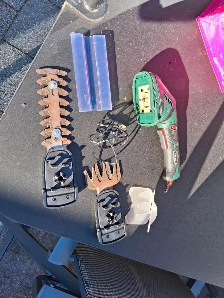 Heggeschaar, grasschaar op accu, Tuin en Terras, Grastrimmers, Gebruikt, Accu, Minder dan 10 cm, Ophalen of Verzenden