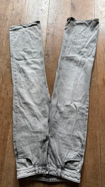 H&M jeans grijs maat 34 beschikbaar voor biedingen