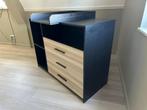 Half jaar oude Born Lucky commode, Kinderen en Baby's, Ophalen, Zo goed als nieuw, 50 tot 70 cm, 90 tot 105 cm
