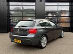 BMW 1-Serie 116i M-Sport Shadowline Mineralgrau Metallic, Auto's, BMW, 1-Serie, 65 €/maand, Gebruikt, Euro 6