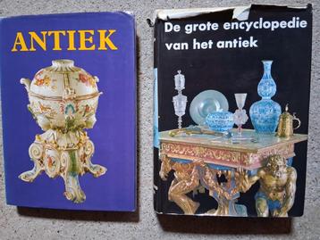 2 Boeken over antiek.  beschikbaar voor biedingen