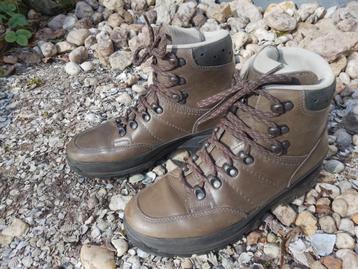 Lowa dames wandelschoenen, maat 41 beschikbaar voor biedingen