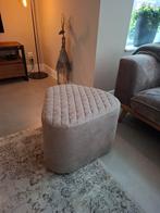 Poef - Stijlvolle Voetenbank So True by Troubadour, Ophalen, 50 tot 75 cm, Zo goed als nieuw, 50 tot 75 cm