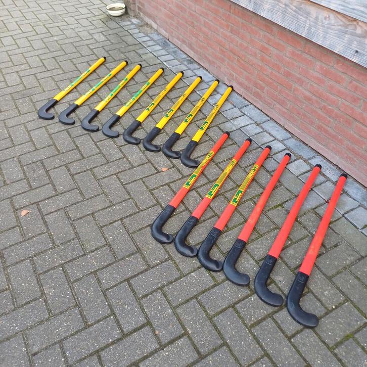 14 x Partij hockey sticks hockeystick, Sport en Fitness, Hockey, Gebruikt, Stick, Ophalen