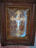 Vintage Kruisbeeld in Lijst, Ophalen