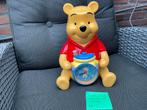 Zgan vintage Disney Winnie the Pooh klok spaarpot werkt, Ophalen, Winnie de Poeh of vrienden, Zo goed als nieuw, Beeldje of Figuurtje