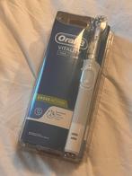 Oral-B Vitality 100 CrossAction Elektrische Tandenborstel, Tandenborstel, Ophalen of Verzenden, Zo goed als nieuw