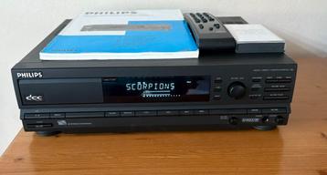 Zeer mooie philips dcc 300 (nieuwe riempjes) remote, boekje beschikbaar voor biedingen