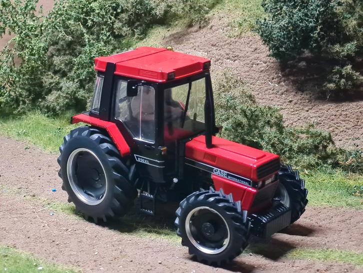 Case Internationaal 856XL Chartres 2020, Hobby en Vrije tijd, Modelauto's | 1:32, Zo goed als nieuw, Tractor of Landbouw, Overige merken