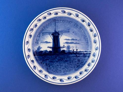 Porceleyne Fles 1918 De Dageraad 18cm (2) Blauw WO-1, Antiek en Kunst, Antiek | Wandborden en Tegels, Verzenden