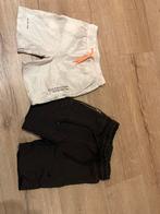 2 Leuke Korte Broeken Maat 122-128, Ophalen of Verzenden, Zo goed als nieuw