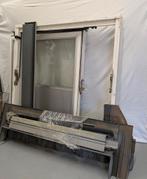 Dakraam S06 met defect rolgordijn, Gebruikt, Raamkozijn, Inclusief glas, 75 tot 150 cm