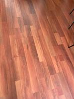 Laminaat kersenhout 85m2 + ondervloer - gratis!, Ophalen, Kunststof, Gebruikt, 10 m² of meer