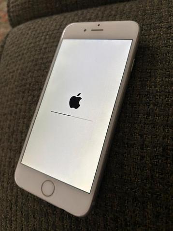 iPhone 6 64GB - Gebruikt beschikbaar voor biedingen