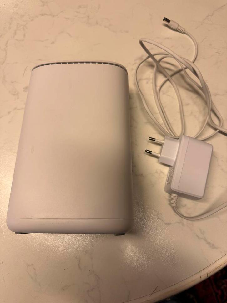 ZTE MF289D 4G Modem Router, Computers en Software, Routers en Modems, Gebruikt, Router met modem, Ophalen of Verzenden