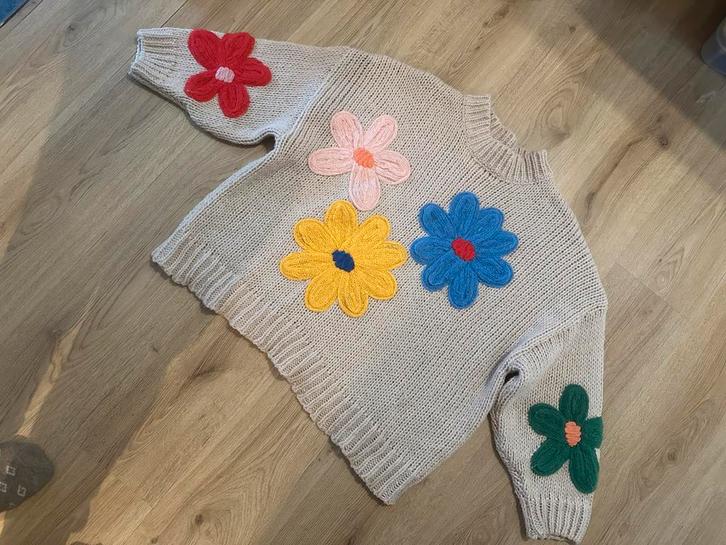 Luzabelle trui maat S/M, Kleding | Dames, Truien en Vesten, Nieuw, Maat 38/40 (M), Beige, Ophalen of Verzenden