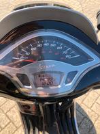 Vespa sprint 2015 4t, Fietsen en Brommers, Ophalen, Gebruikt