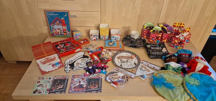 GROOT Sinterklaas pakket - pakket nr. 1, Diversen, Sinterklaas, Zo goed als nieuw, Ophalen