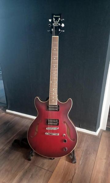 Ibanez Artcore AM53 SRF Sunburst Red Flat beschikbaar voor biedingen