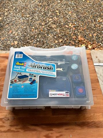 Revell Airbrush Set - Compleet! beschikbaar voor biedingen