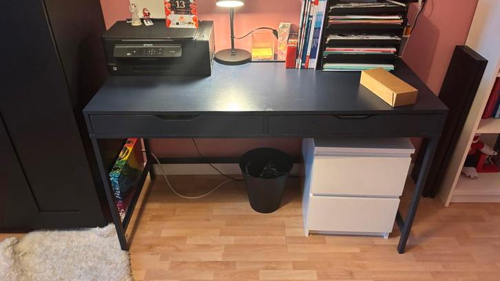 IKEA Alex bureau blauw – netjes en stevig, Huis en Inrichting, Bureaus, Zo goed als nieuw, Bureau, Ophalen