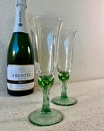 Vintage franse champagneglazen groen glaswerk bloem, Verzamelen, Glas en Borrelglaasjes, Overige typen, Ophalen of Verzenden, Zo goed als nieuw