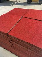 Grastapijt rood nu per stuk €0.75 grote partij aanwezig, Gebruikt, Niet ingevuld, Tapijttegels, Overige kleuren