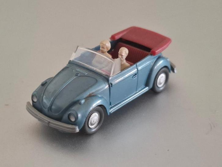 1:87 Volkswagen VW Kever cabrio blauw Wiking € 6, Hobby en Vrije tijd, Modelauto's | 1:87, Zo goed als nieuw, Auto, Wiking, Verzenden