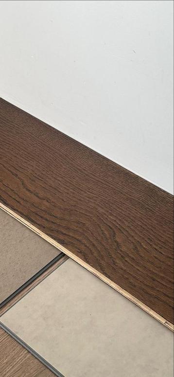 Eiken Rustiek Bruin van Intra Promo - nieuw - 84m2 beschikbaar voor biedingen
