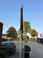 4 x vlaggenmasten met baniersysteem, Ophalen, Zo goed als nieuw