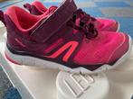 Newfeel gympen Decathlon mt 31 alleen voor gym gebruikt, Meisje, Sportschoenen, Ophalen of Verzenden, Zo goed als nieuw