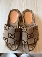 Gucci Slippers met GG-patroon, Kleding | Dames, Schoenen, Slippers, Bruin, Ophalen of Verzenden, Gucci