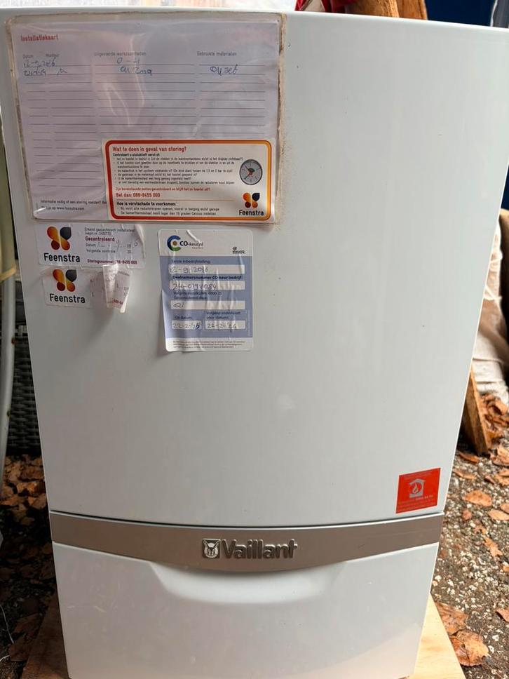 Vailliant VHR 30-34, Doe-het-zelf en Verbouw, Geisers en Boilers, Gebruikt, Geiser, Minder dan 20 liter, Ouder dan 10 jaar, Ophalen