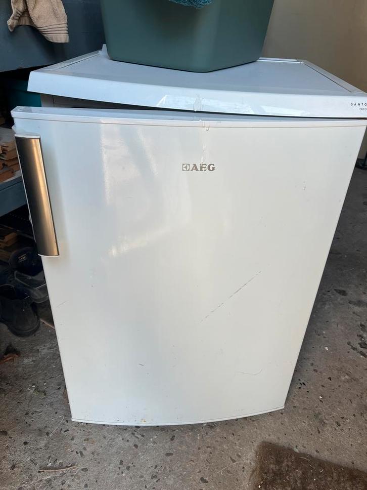 AEG Koelkast Klein Model, Witgoed en Apparatuur, Koelkasten en IJskasten, Gebruikt, Zonder vriesvak, Minder dan 75 liter, Minder dan 85 cm