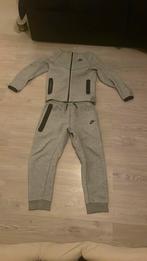 Nike tech fleece set grijs, Nike, Overige maten, Ophalen of Verzenden, Grijs
