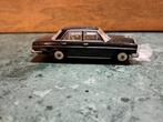 Mercedes 250se 1:43, Universal Hobbies, Ophalen of Verzenden, Zo goed als nieuw