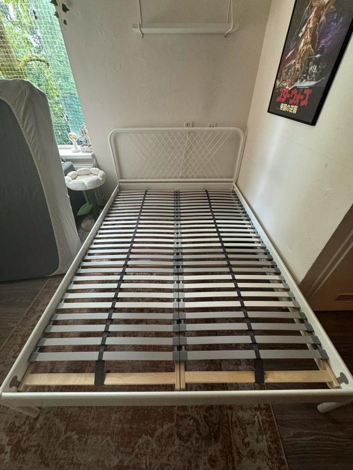 IKEA Nesttun bed 140 x 200 met Lönset lattenbodem, Huis en Inrichting, Slaapkamer | Bedden, Gebruikt, Tweepersoons, 140 cm, Hout